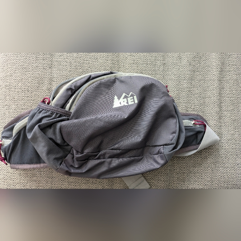 REI large fanny pack hip belt Used